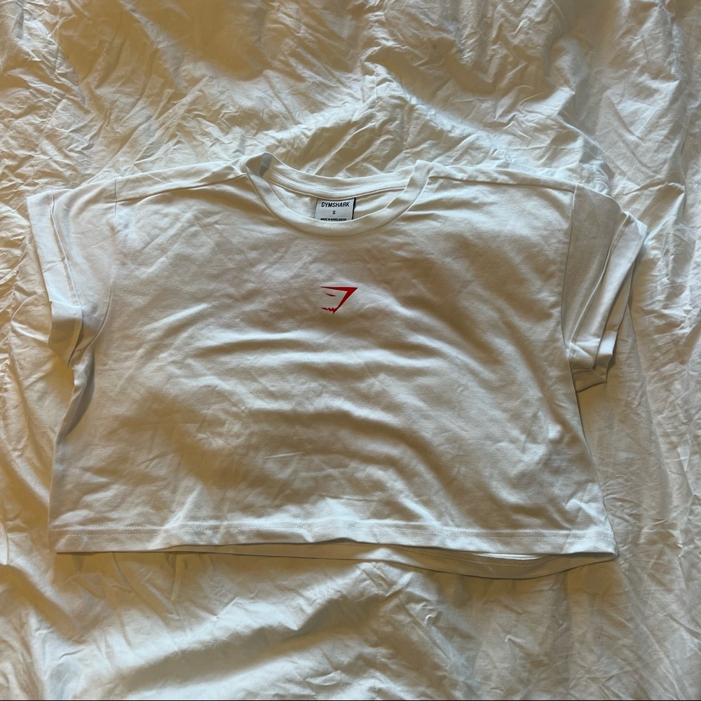 NWOT Gymshark crop